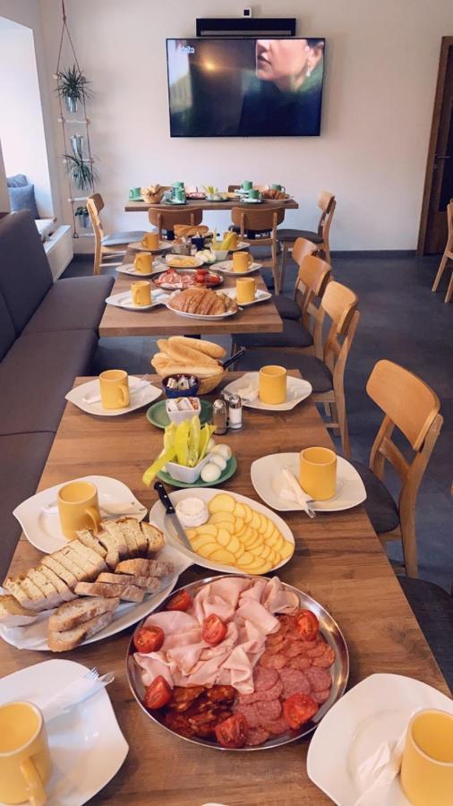 Aurelia Hotel โดโนวาลี ภายนอก รูปภาพ